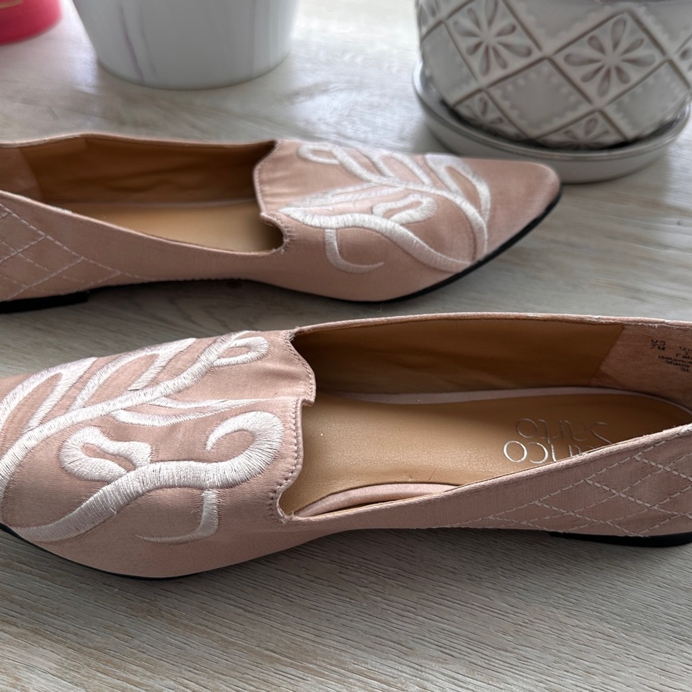 Franco Sarto Women's Pink Embroidered Flats - Picture 3 of 5